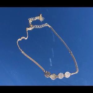 ‼️SOLD‼️faux gold medallion choker necklace